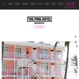 thepinkhotelcoolangatta.com