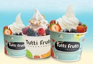 Tutti Frutti Frozen Yogurt