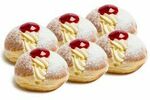 [VIC] 6 Fresh Cream and Jam Donuts for $10 (Normally $15) @ Daniel’s Donuts