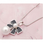 Korean Fashion Style Olivet and Bowknot Attachment Necklace - $0.01USD Including Shipping