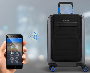 bluesmart carry on suitcase