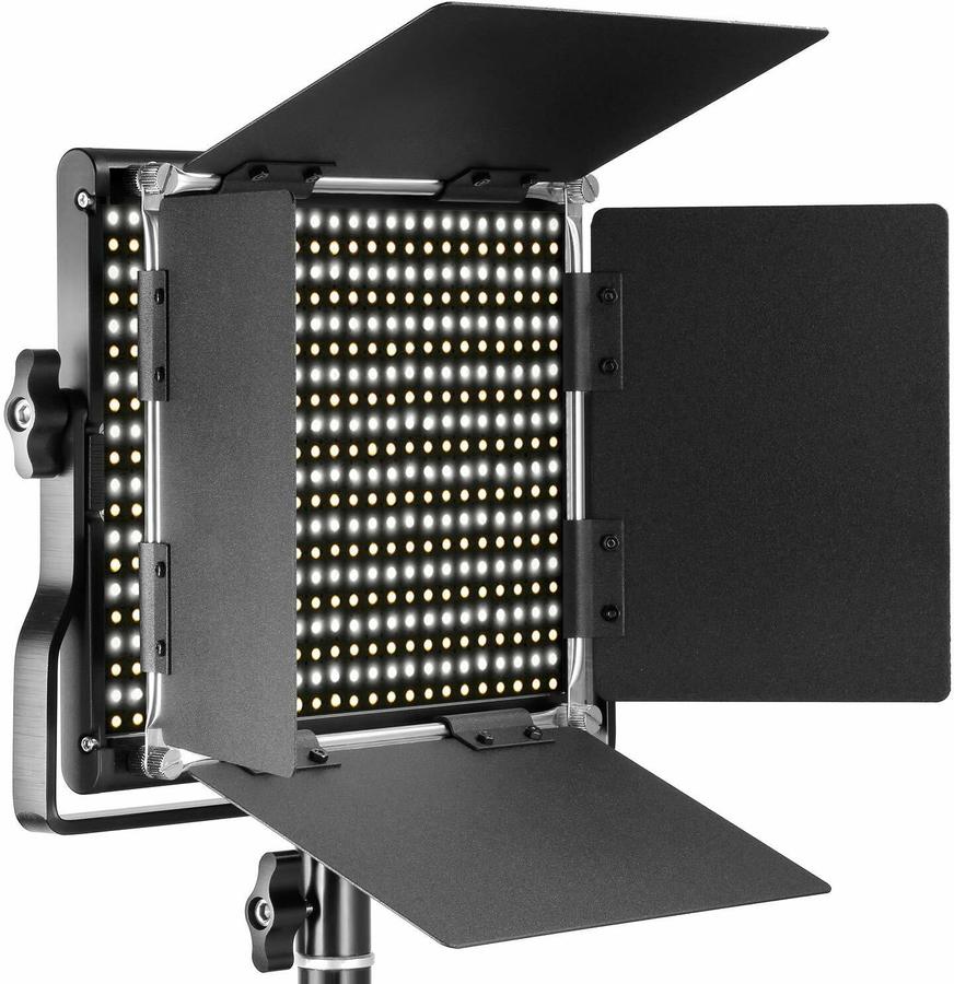 Neewer 660 LED Bi-Color Video Light with Barndoor $69.59 Delivered