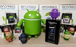 Win a BlackBerry KEY2 LE & Android Mini Figure Pack or 1 of 6 Minor Prizes from CrackBerry