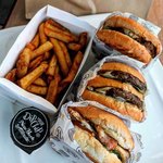 [VIC] Free Burgers from Lunchtime Today via EatClub @ New York Minute (Carlton)