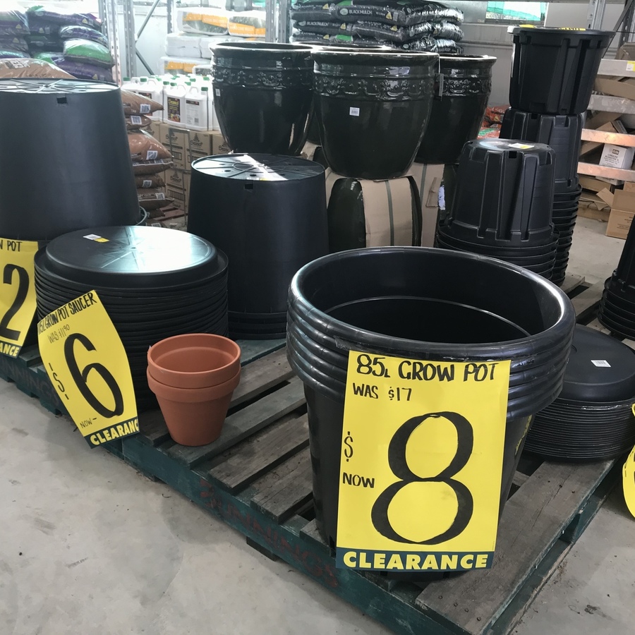 Sa Half 115l And 85l Plastic Pots 8 12 Bunnings
