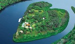 Win a Trip for 4 to Makepeace Island Noosa (Valued at $10,300) from Flowers for Everyone