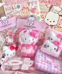 Win 1 of 3 Sanrio Lucky Blind Boxes from Piinkimi