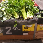 [VIC] 1kg Carrots $0.80, 1 Bunch Celery $0.99, 125g Blueberries $1.50, 1kg Truss Tomatoes $0.99 @ Woolworths Docklands
