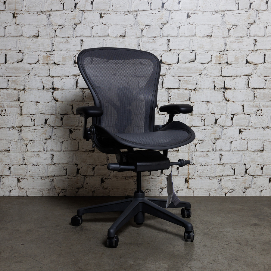 Ex Display Herman Miller Aeron Size B Showroom Demo 1356 Normally 1595 Delivery Living Edge OzBargain