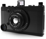 iPhoneography, Retro LEICA Design Case, Gizmon Null for iPhone 4/4S, $29.25 (Normally $44.99)